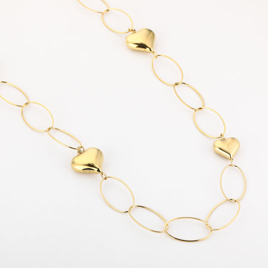 Gouden lange schakelketting met hartvormen